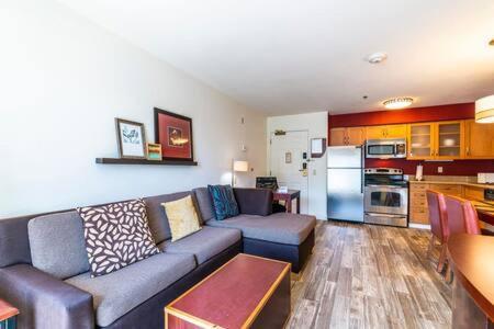 شقة فينيكس  في Metro Phx 1Bd Interior Corridor المظهر الخارجي الصورة
